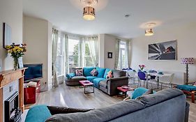 Dizzy Heights Swanage Sleeps 10 With Amazing Views